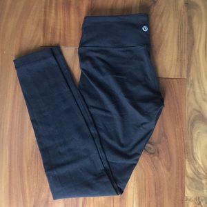 Lululemon Leggings - size 4
